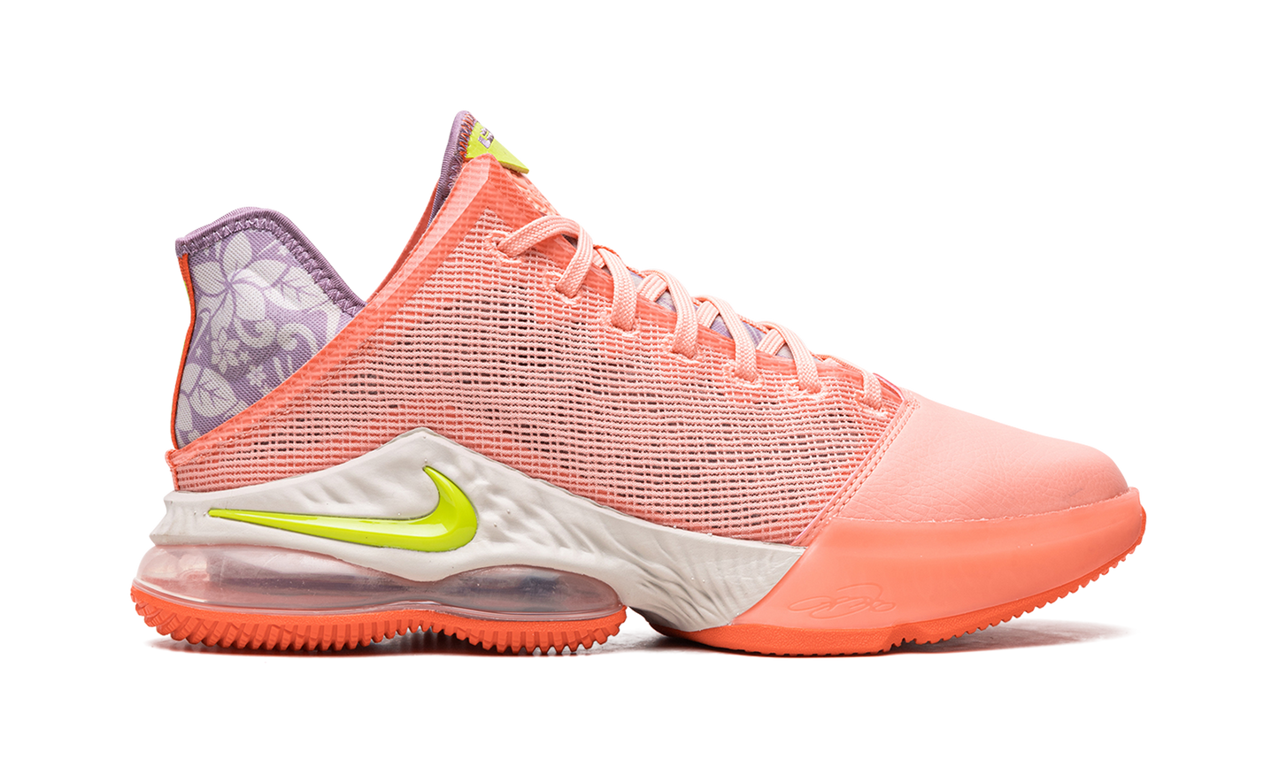 LEBRON XIX LOW Atomic DQ8344 600
