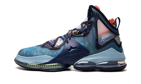 LeBron 19 Fast Food CZ0203 400