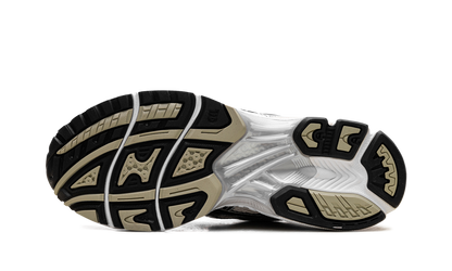 Gel-Kayano 14 Birch Pure Silver 1203A537 200