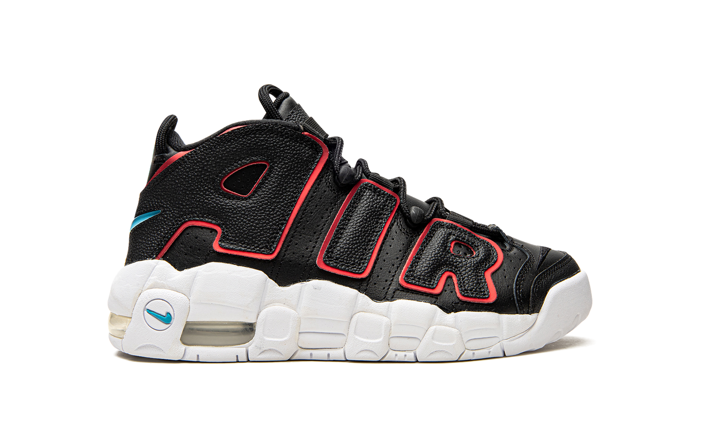 Air More Uptempo GS Black Fusion Red DJ4610 001