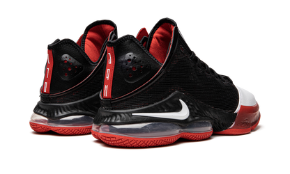 LeBron 19 Low Bred DH1270 001