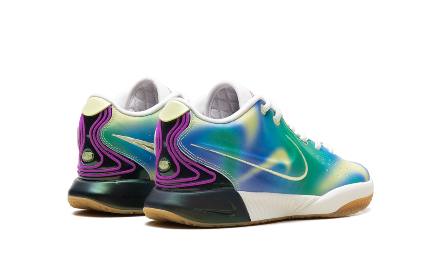 LeBron 21 GS Multi-Color FN4305 900