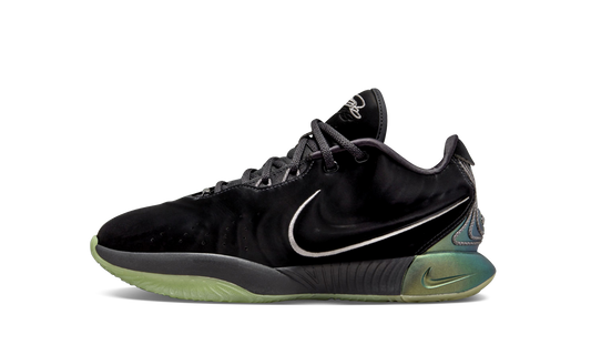 LeBron 21 GS Tahitian FB7699 001