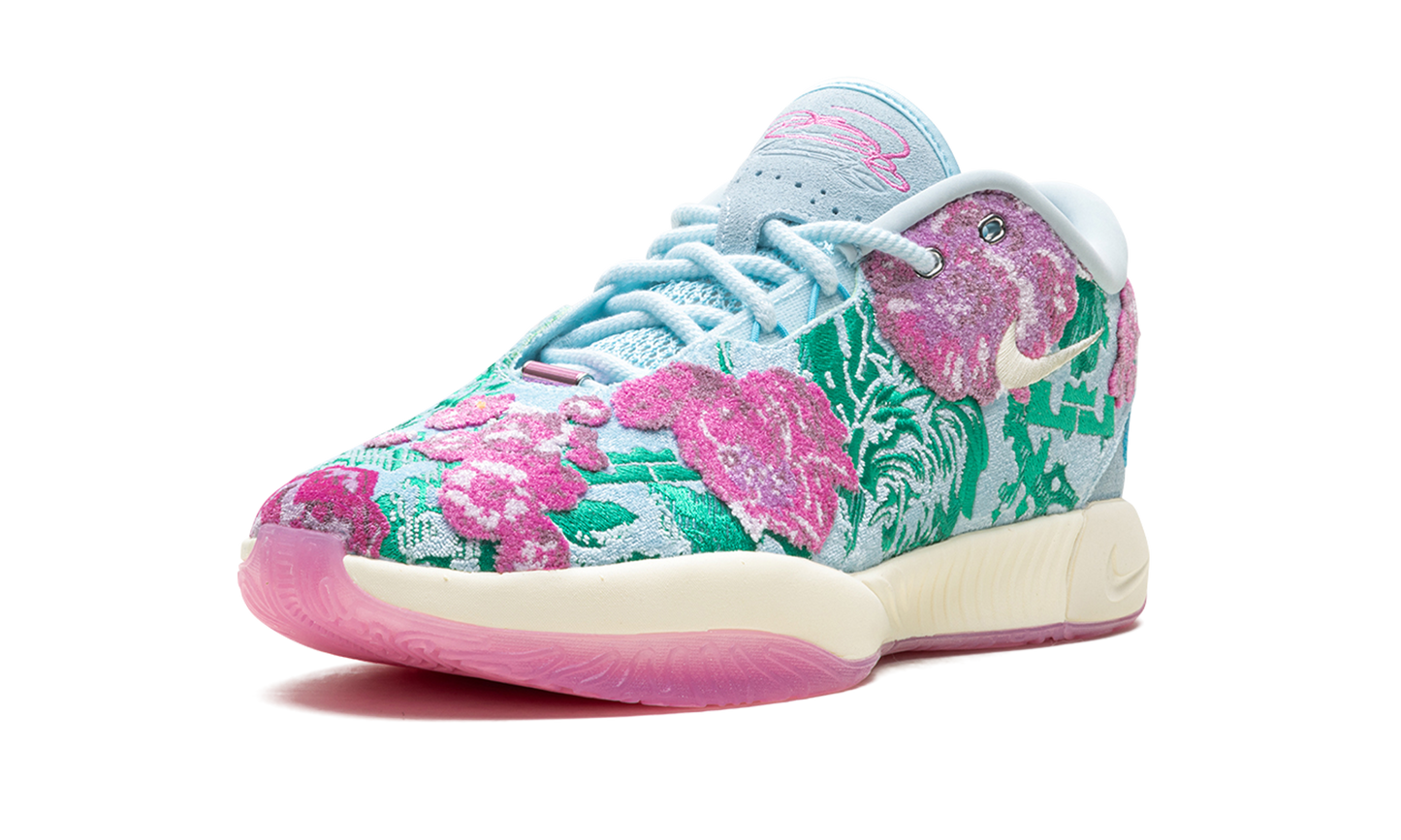 LeBron 21 Grandma's Couch - Pearl of Z FV7275 401