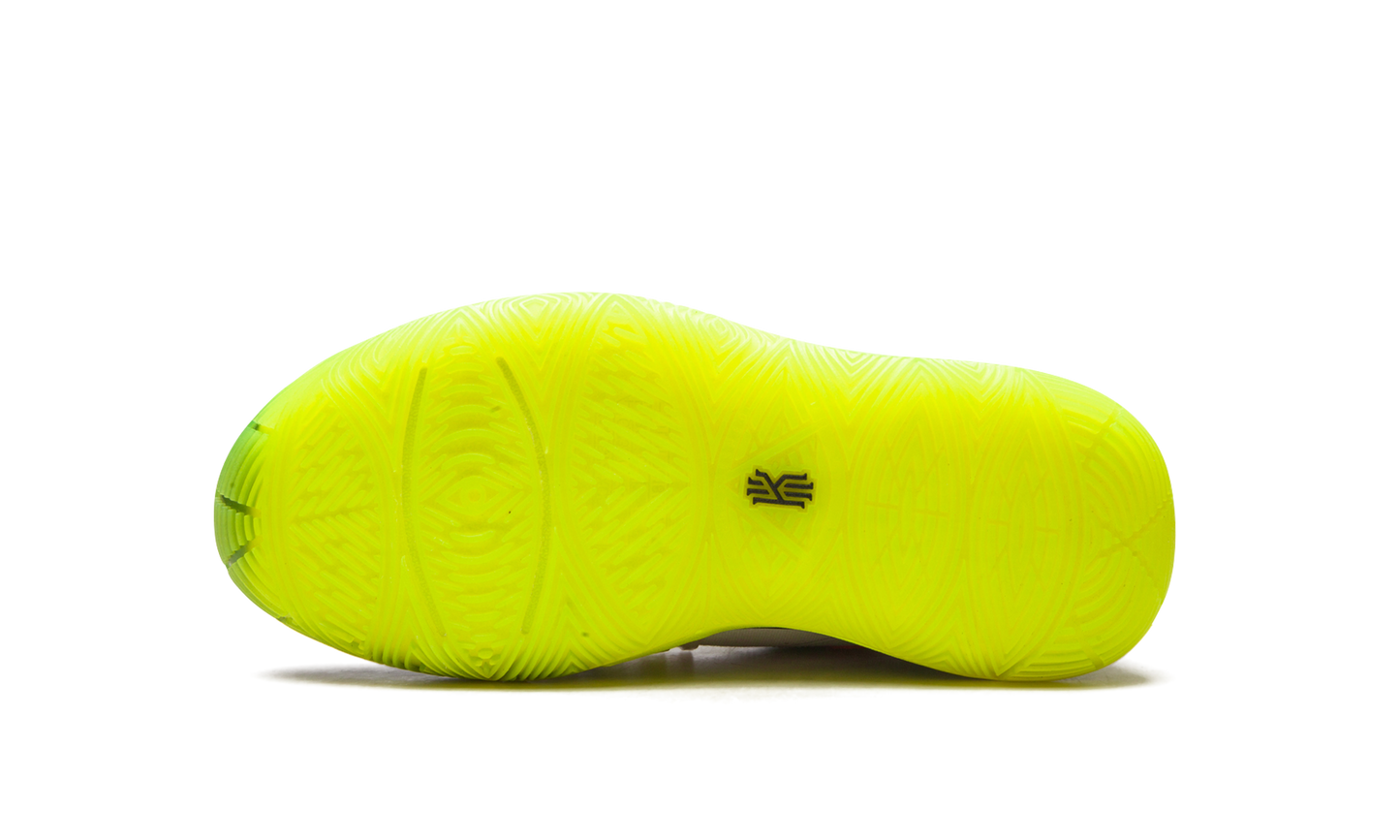 Kyrie 5 All-Star GS Rokit AV3837 901