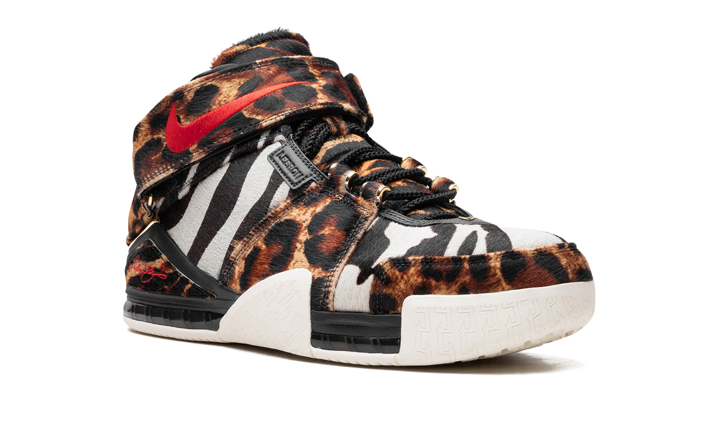 LeBron 2 Beast DQ2439 200