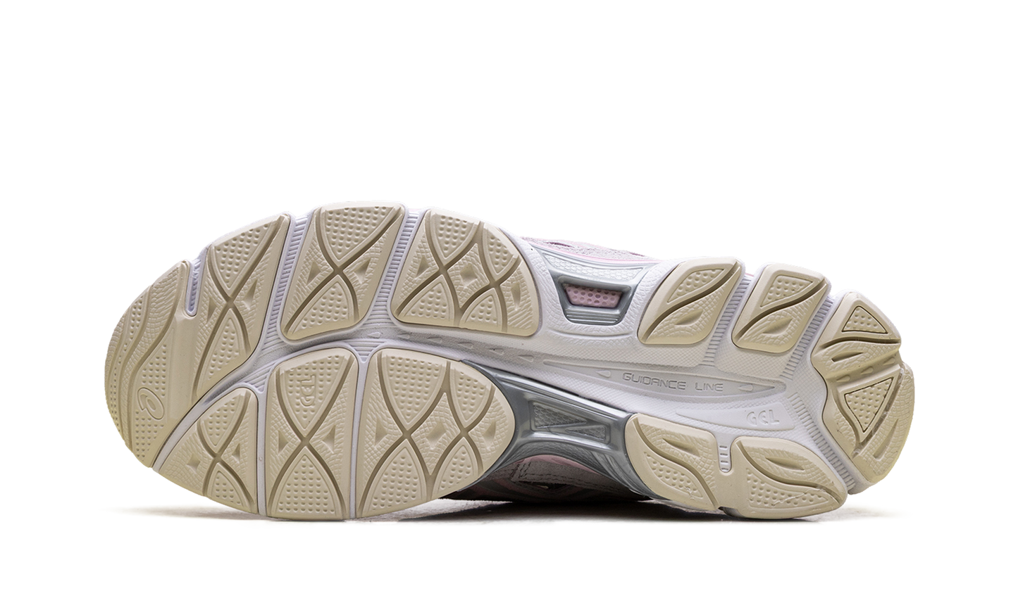 Gel-NYC Concrete / Barely Rose 1203A383 028