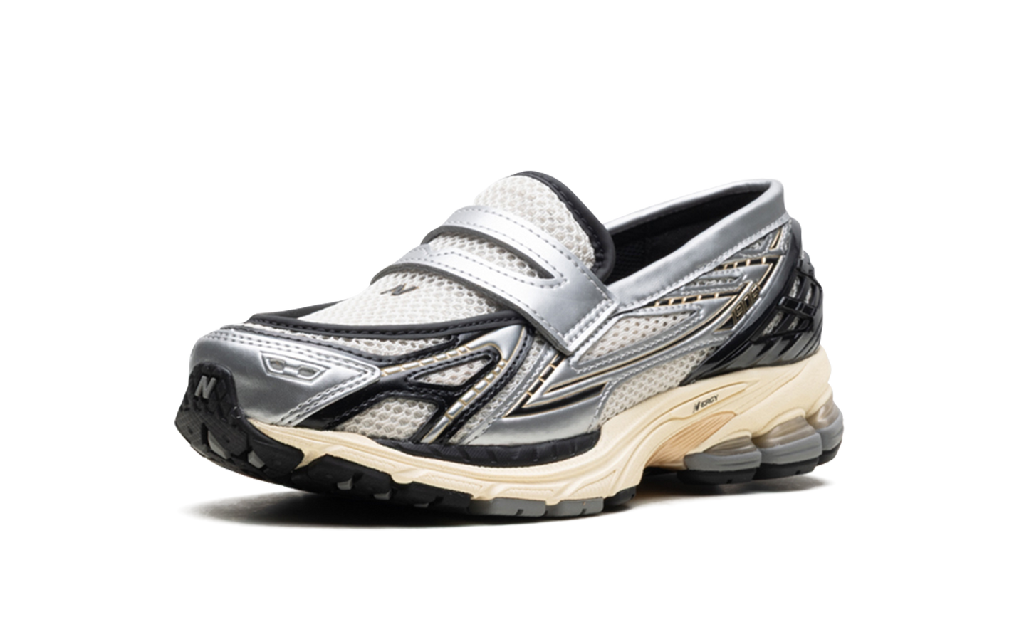 1906L Silver Metallic Cream U1906LOB