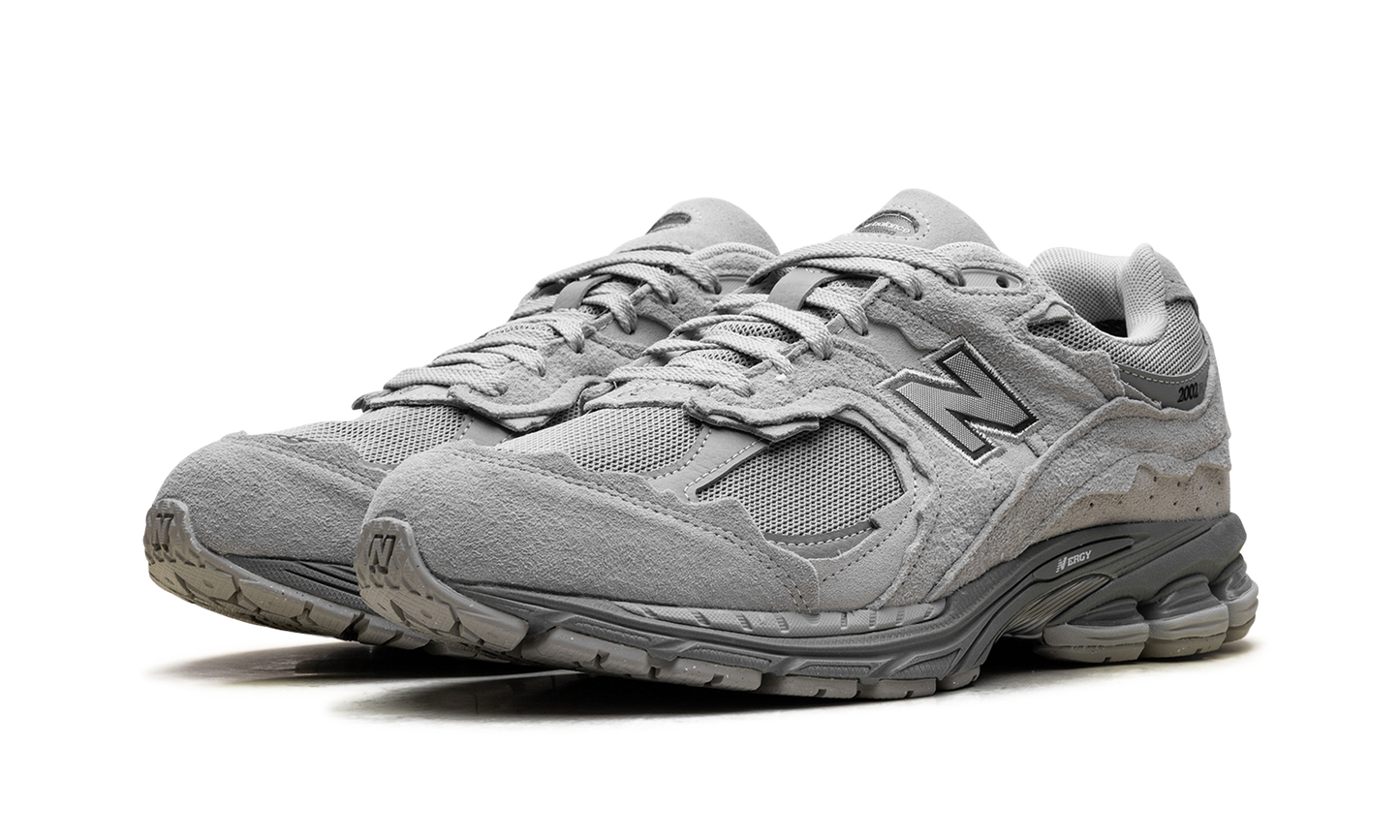 2002R Gore-Tex Protection Pack - Slate Grey U200227R