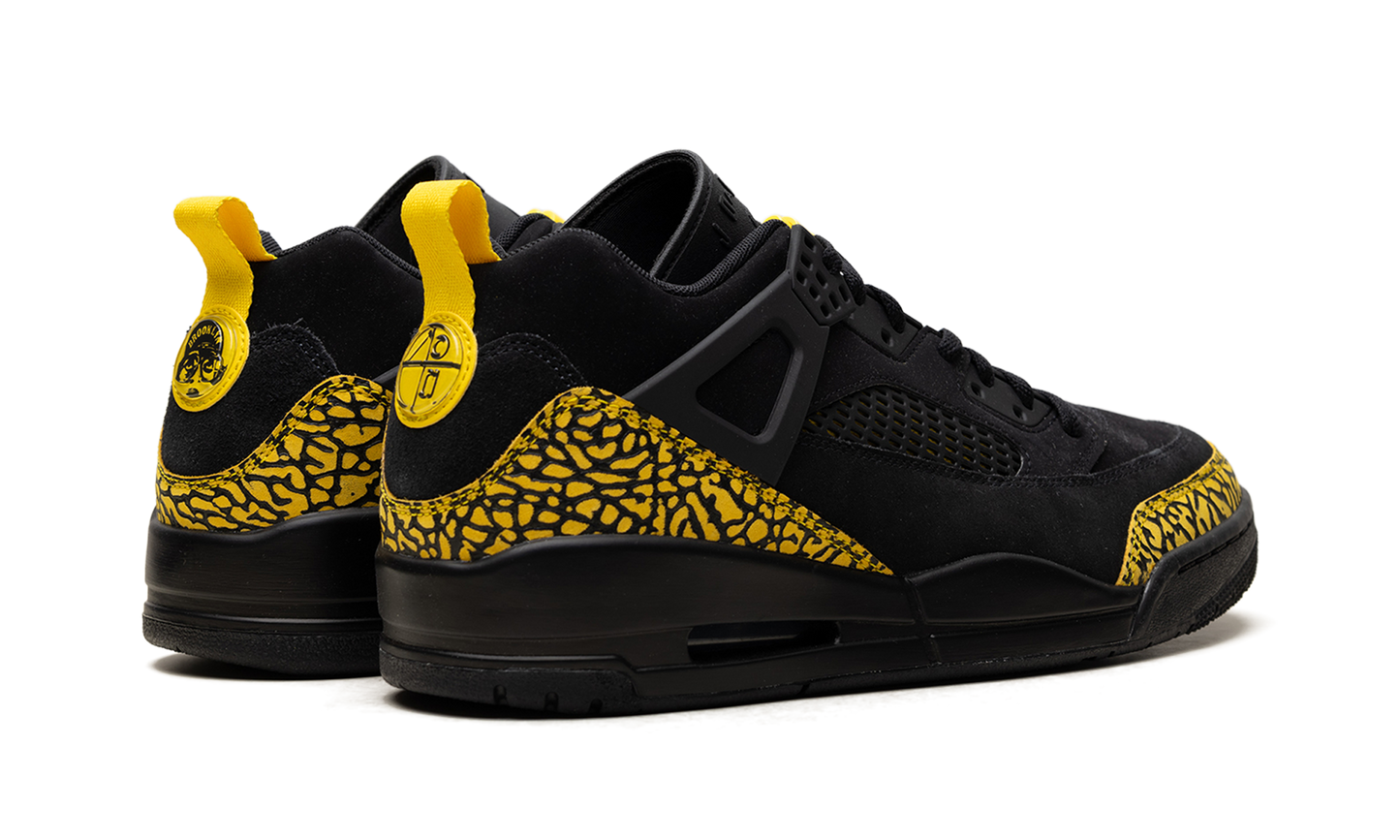 Jordan Spiz'ike Low Thunder IQ9368 010