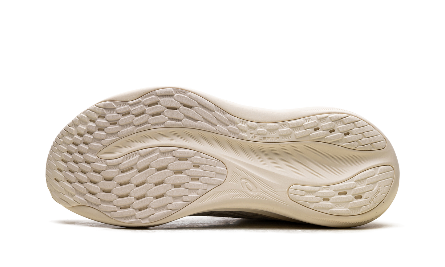 Gel Nimbus 26 White / Off White 1011B794 101