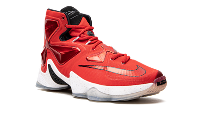 Lebron 13 Away 807219 610