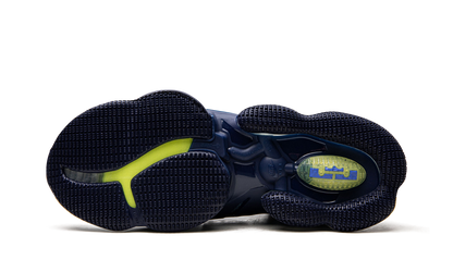 LeBron 19 Fast Food CZ0203 400