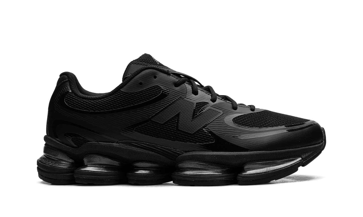 2000 Triple Black U2000ETB
