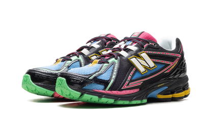 1906R Black / Pink - Footlocker Exclusive U1906RDM