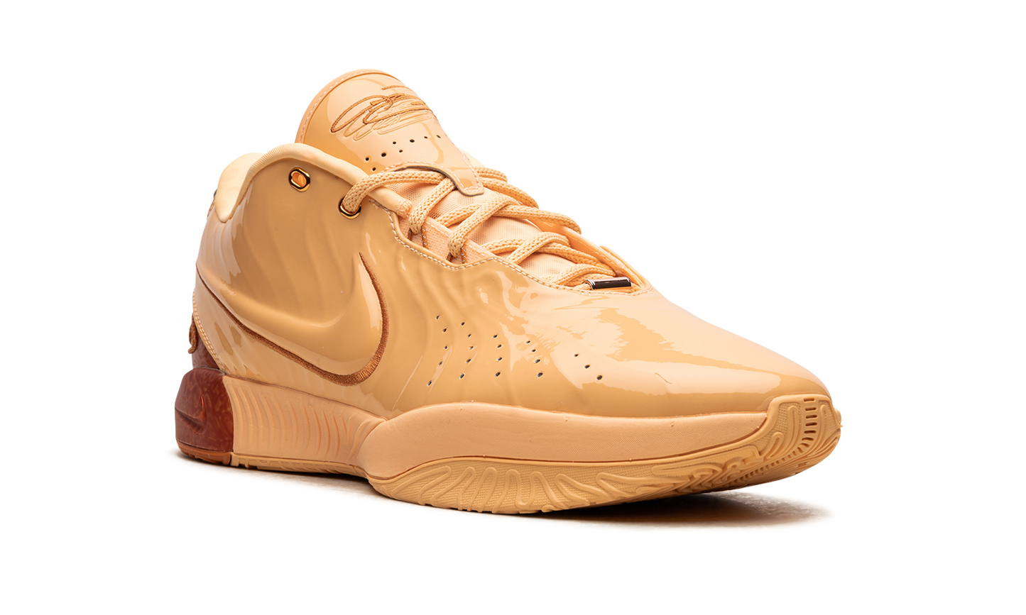 LeBron 21 Dragon Pearl FV2345 800
