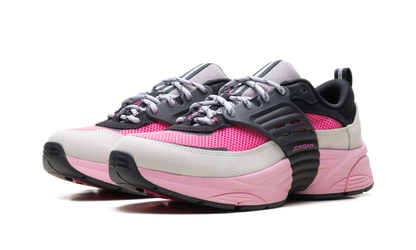 Jordan Trunner O/S Pink Blast IB3722 002