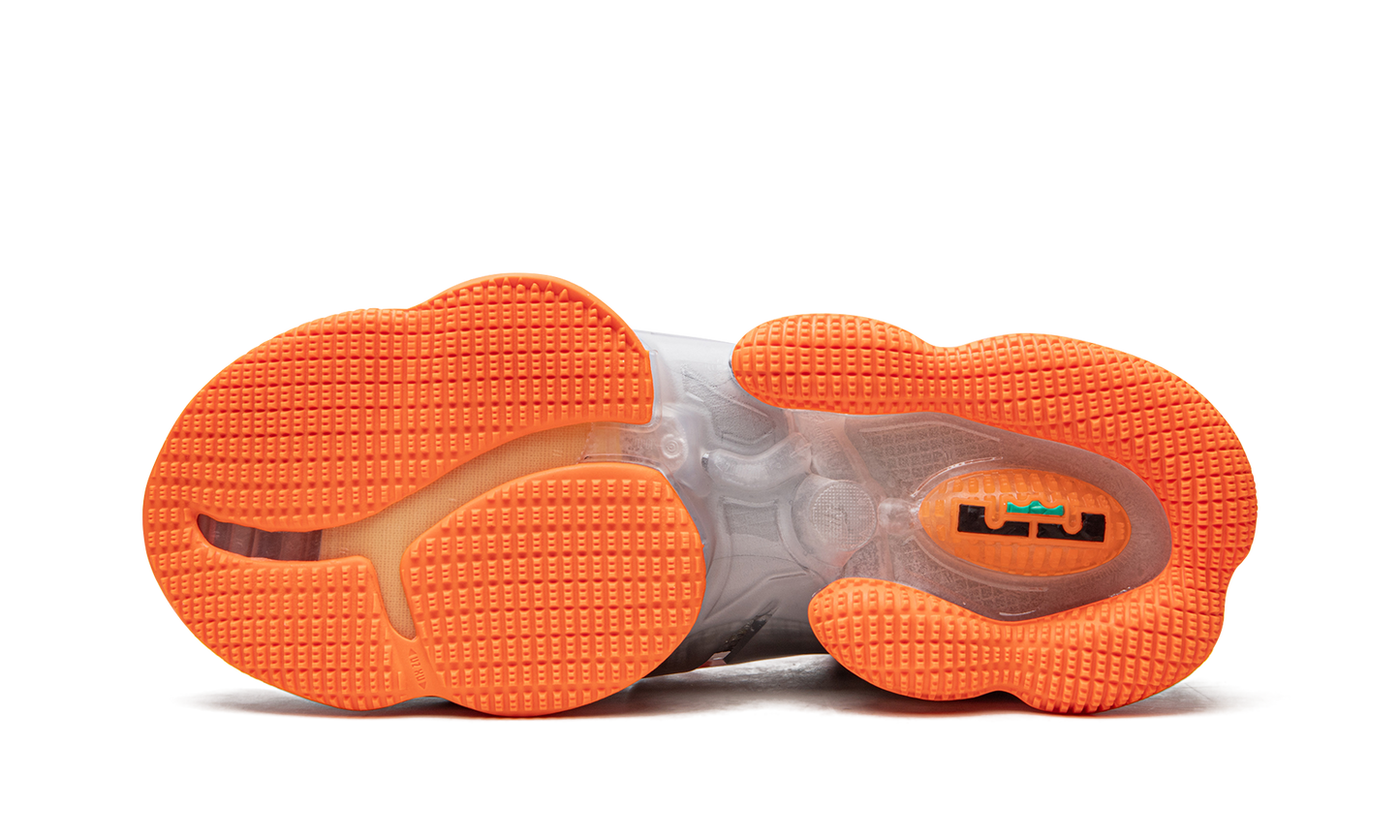 LeBron 19 Fast Food DC9339 001