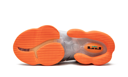 LeBron 19 Fast Food DC9339 001