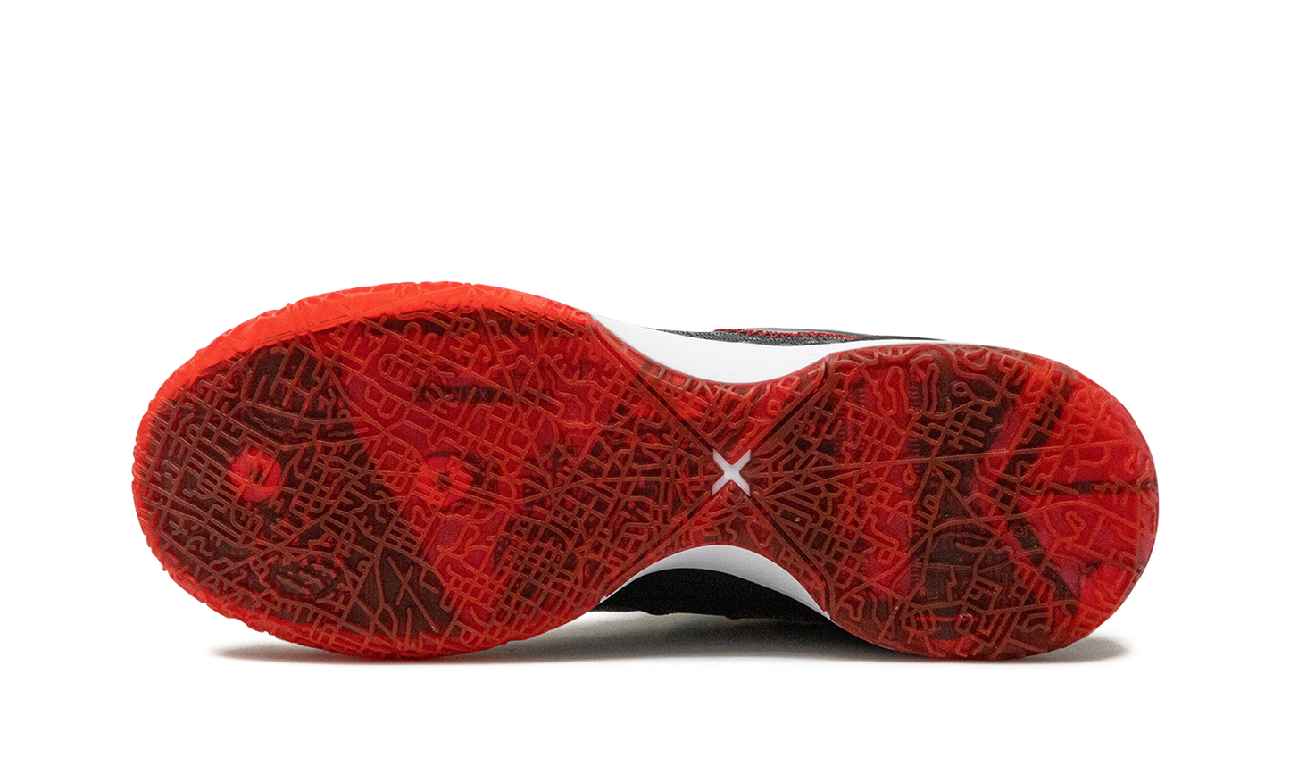 Zoom LeBron NXXT Gen FaZe Clan DR8784 001