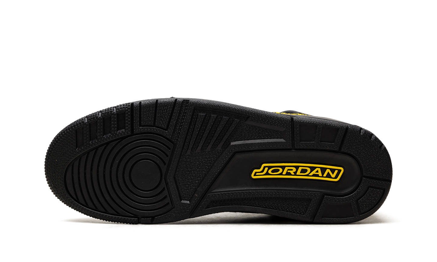 Jordan Spiz'ike Low Thunder IQ9368 010