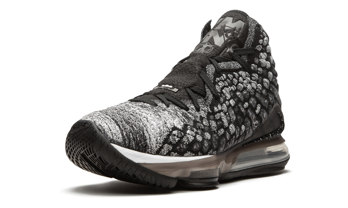 Lebron 17 Black/White BQ3177 002