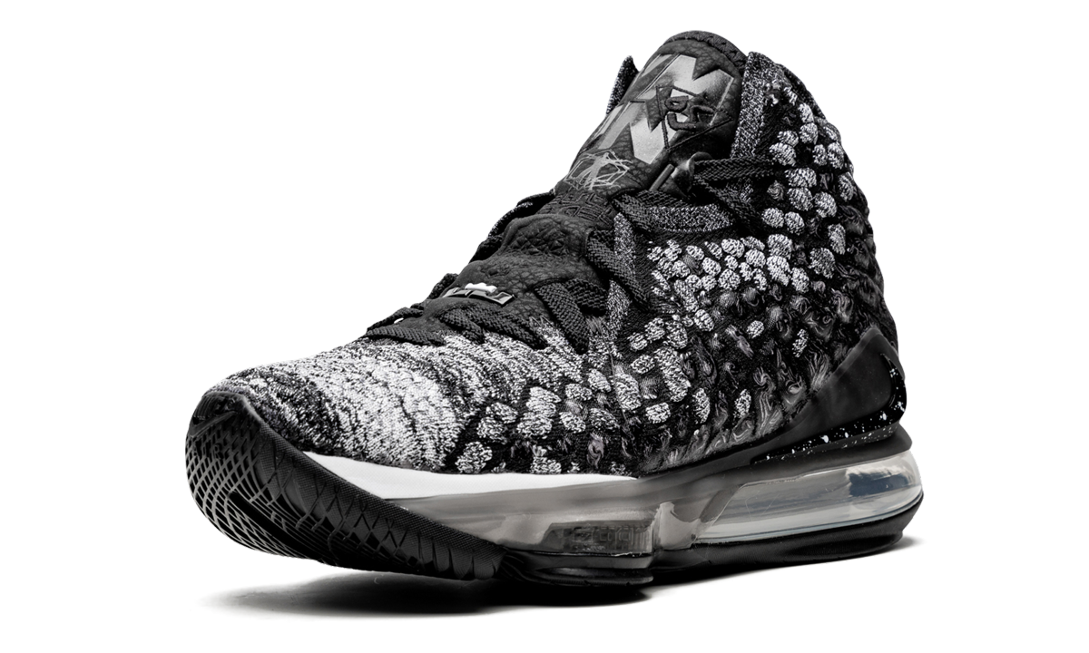 Lebron 17 Black/White BQ3177 002