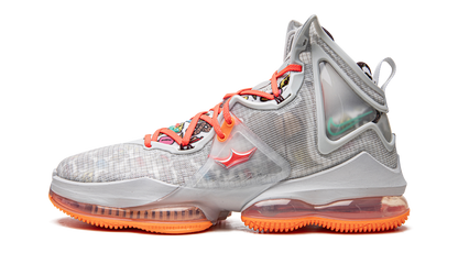 LeBron 19 Fast Food DC9339 001