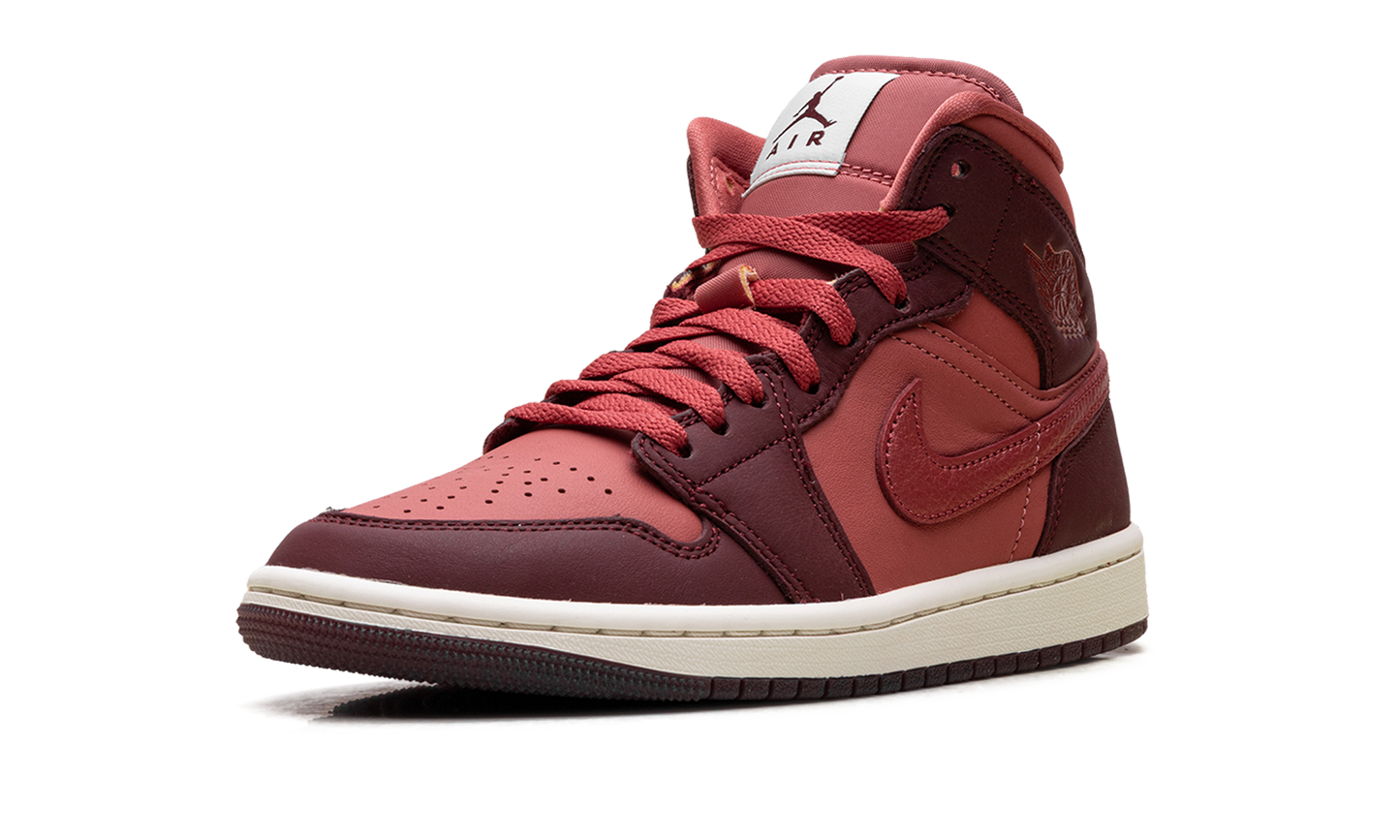 Jordan 1 Mid SE WMNS Valentine's Day (2026) IB7018 600