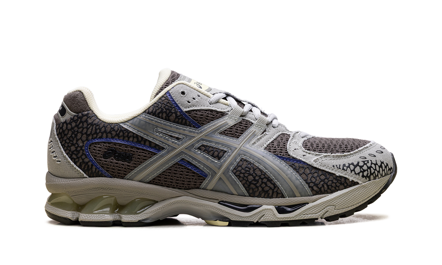 GEL-Nimbus 10.1 Eighteen East 1203A968 200