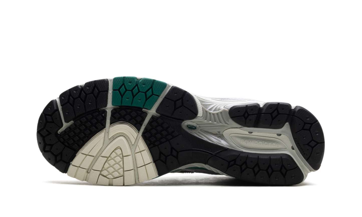 860v2 Aime Leon Dore - Grey Green ML860DC2