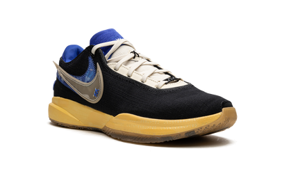 LeBron 20 Uninterrupted FN0941 001