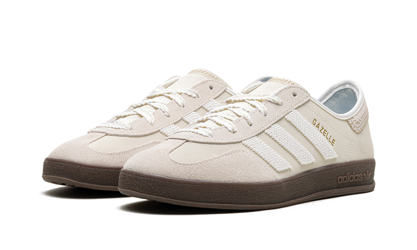 Gazelle  CLOT - White  IH3719