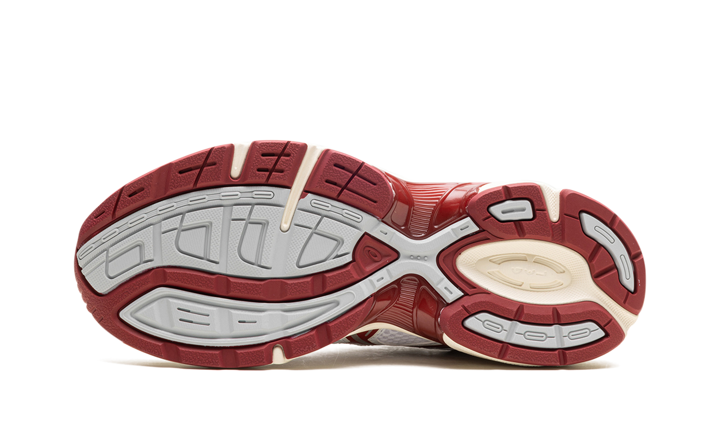Gel-1130 WMNS Red Dahlia 1202A518 100