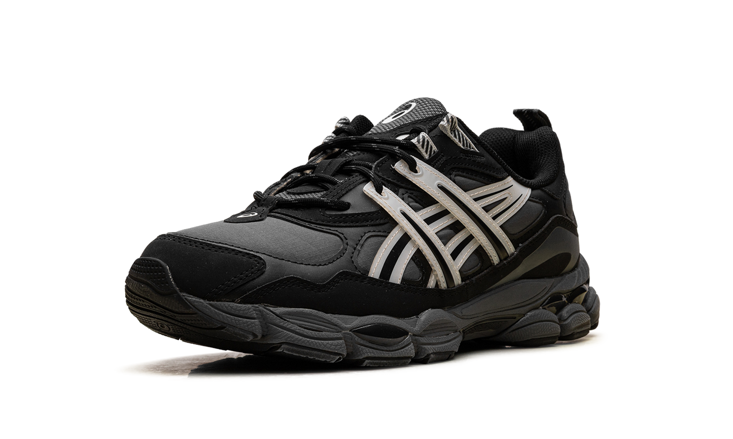 Gel-NYC Utility Carrier Grey Black 1203a558 024