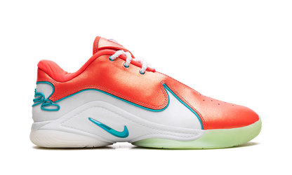 LeBron 22 Christmas HV5148 600