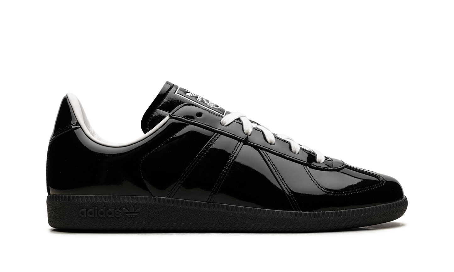 BW Army  Core Black  HQ9232