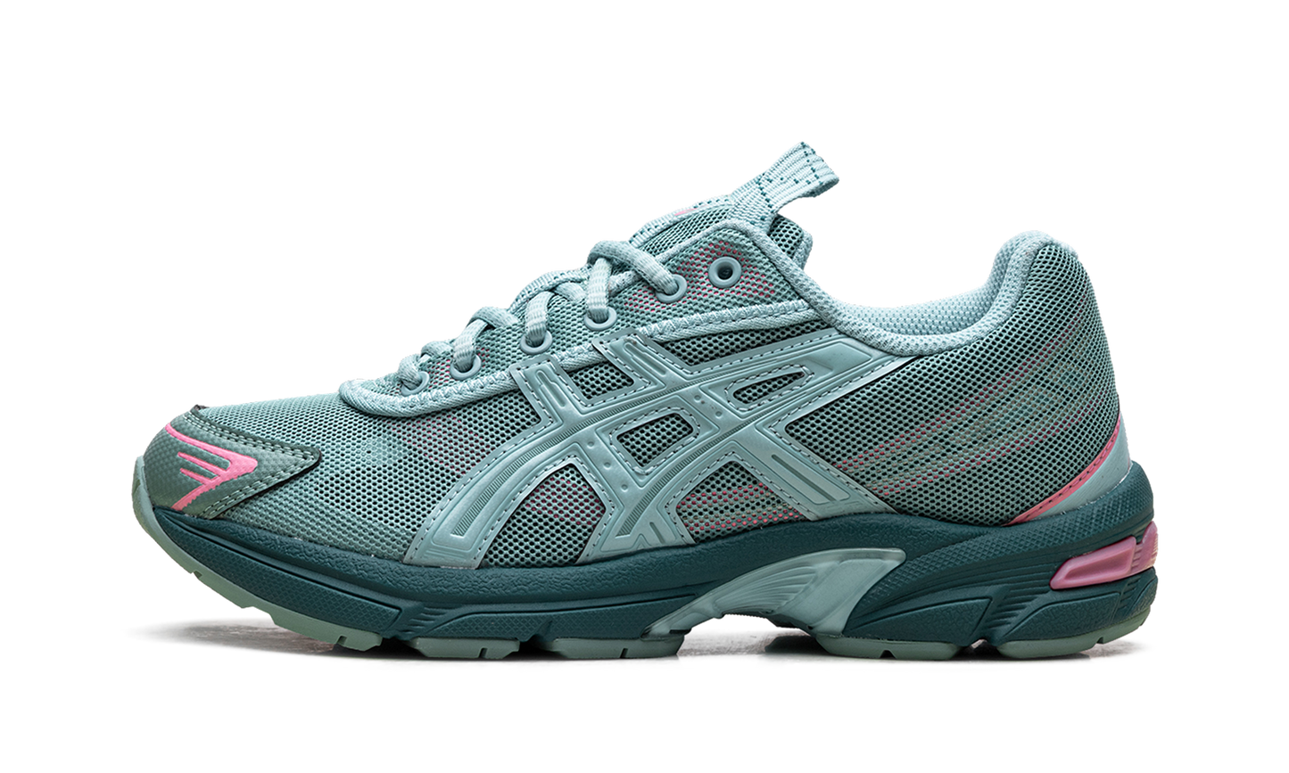 UB2-S Gel-1130 WMNS Wasabi Aquatic 1202A191 300