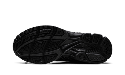 Gel-Nimbus 10.1 Unaffected Silver Black 1203A836 020
