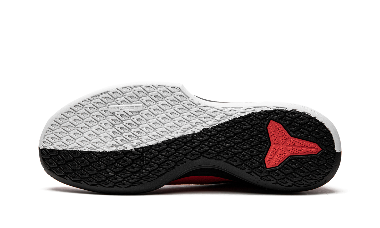 Mamba Focus University Red AJ5899 600