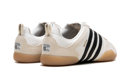 Ballerina  Bad Bunny - Off White  JQ9229