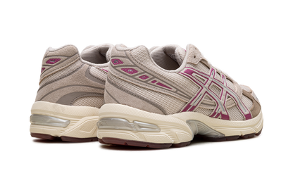 Gel-1130 WMNS Oatmeal Peyote 1202A527 250